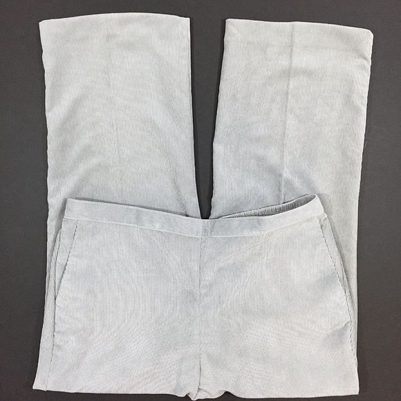 Alfred Dunner Glacier Lake Corduroy Pull On Pants Size 18 Gray Back Elastic - Picture 1 of 5